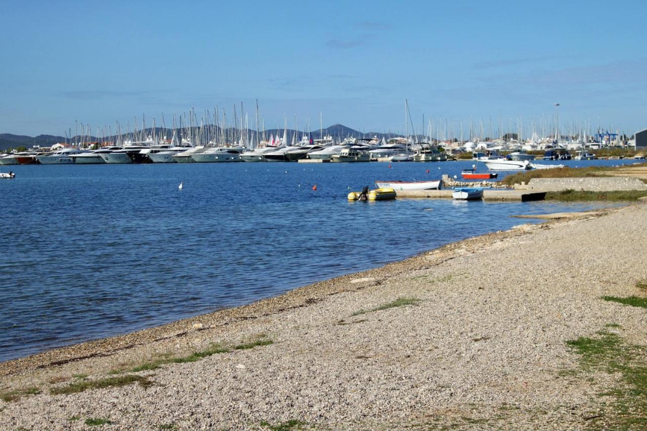 Apartments By The Sea Sukosan, Zadar - 5863 외부 사진