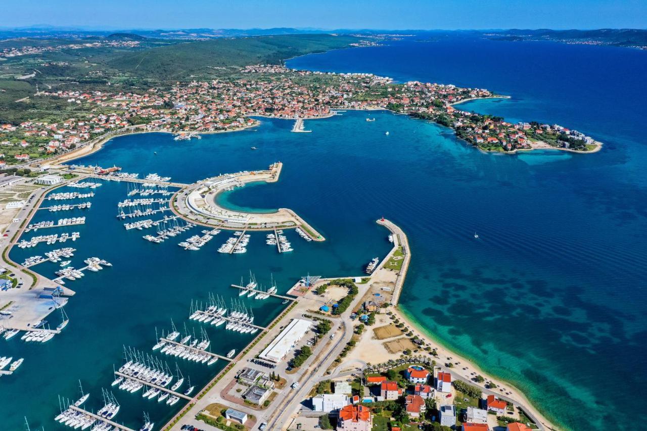 Apartments By The Sea Sukosan, Zadar - 5863 외부 사진