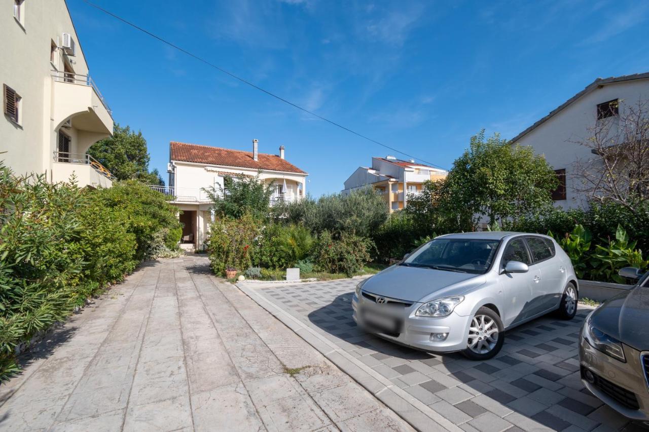 Apartments By The Sea Sukosan, Zadar - 5863 외부 사진
