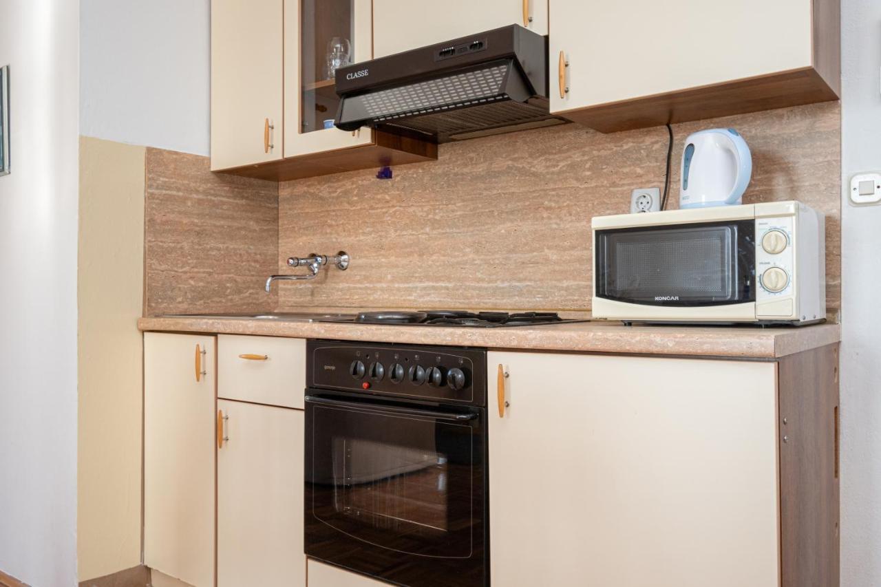 Apartments By The Sea Sukosan, Zadar - 5863 외부 사진