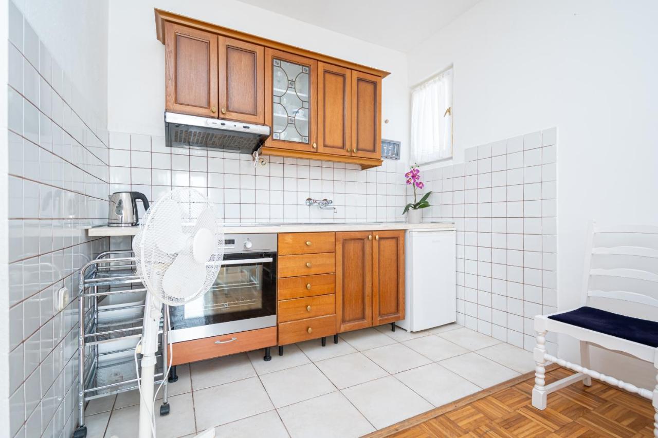 Apartments By The Sea Sukosan, Zadar - 5863 외부 사진