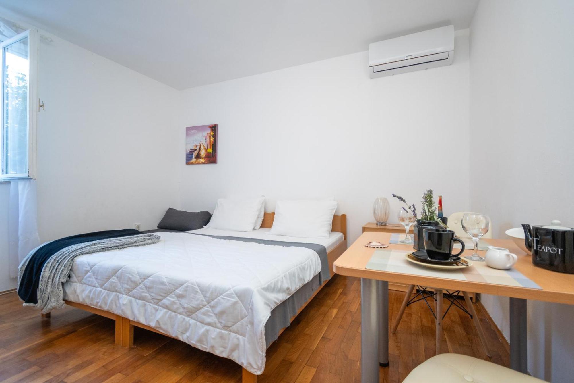 Apartments By The Sea Sukosan, Zadar - 5863 외부 사진