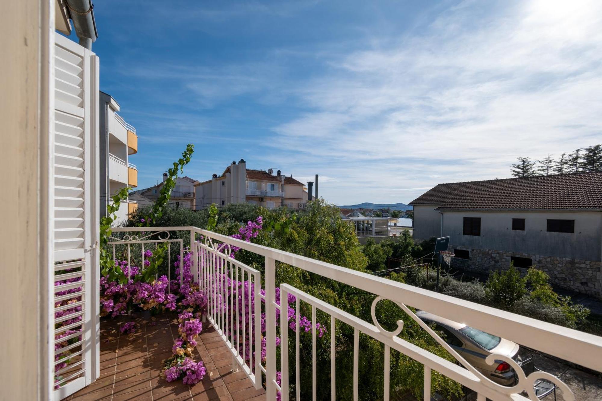 Apartments By The Sea Sukosan, Zadar - 5863 외부 사진