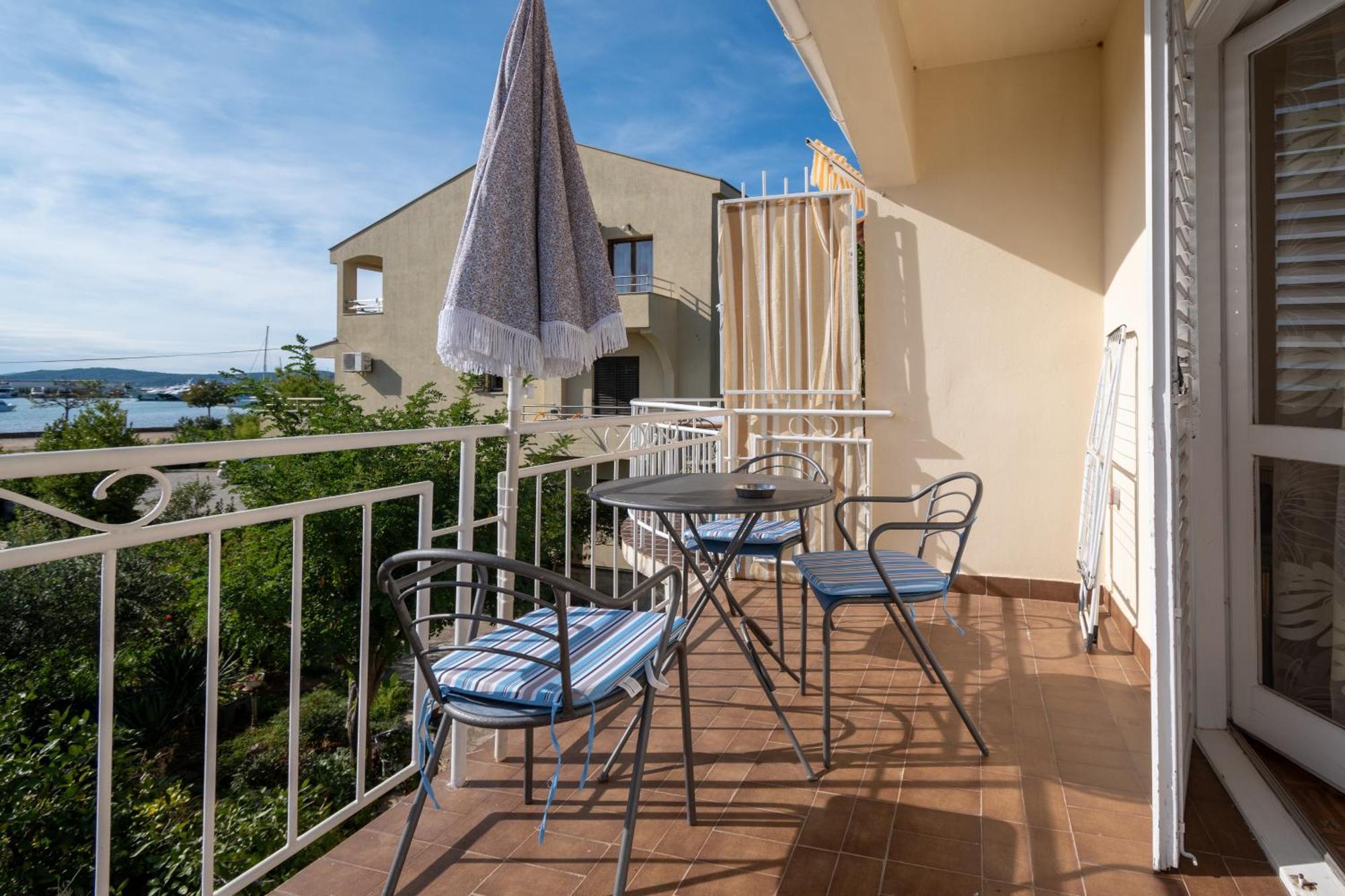 Apartments By The Sea Sukosan, Zadar - 5863 외부 사진
